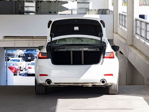 Certified 2024 BMW 330i Sedan w/ Convenience Package image 22