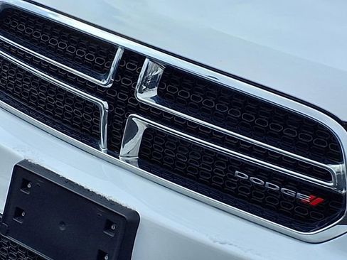 Used 2020 Dodge Durango SXT image 25