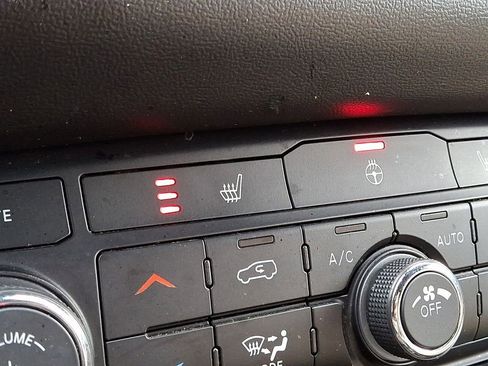 Used 2022 Dodge Durango GT image 25