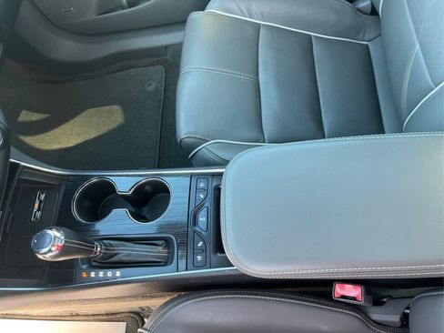 Used 2017 Chevrolet Impala Premier w/ Enhanced Convenience Package image 14