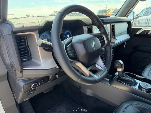 New 2026 Ford Bronco Outer Banks AWD/4WD image 25
