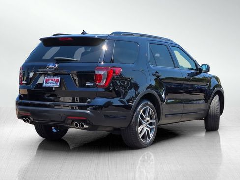 Used 2018 Ford Explorer Sport w/ Equipment Group 401A AWD/4WD image 5