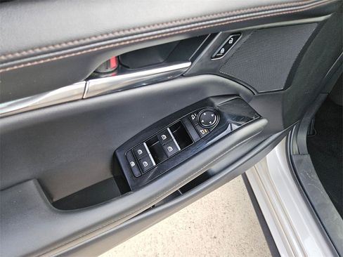 Used 2025 MAZDA MAZDA3 s image 11