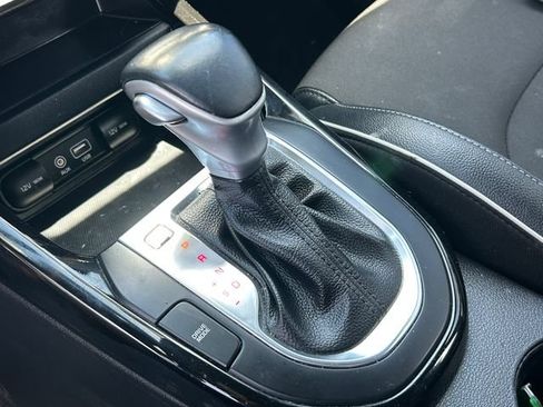 Used 2021 Kia Forte GT-Line FWD image 17