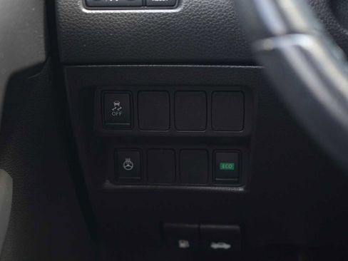 Used 2017 Nissan Rogue Sport SL image 24