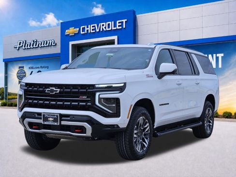 New 2026 Chevrolet Suburban Z71 w/ Comfort Package AWD/4WD image 2