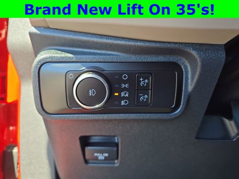 Used 2023 Ford Bronco Big Bend image 18