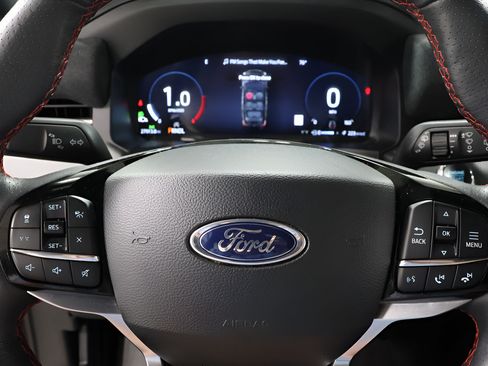 Used 2026 Ford Explorer ST-Line AWD/4WD image 14