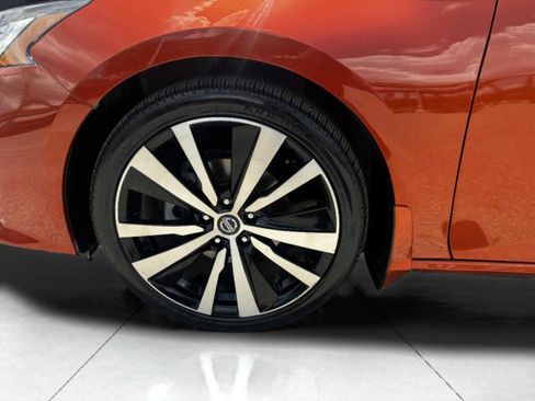 Used 2019 Nissan Altima 2.5 SR w/ SR Premium Package image 50