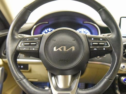 Used 2023 Kia Stinger GT-Line w/ Sun & Sound Package image 28