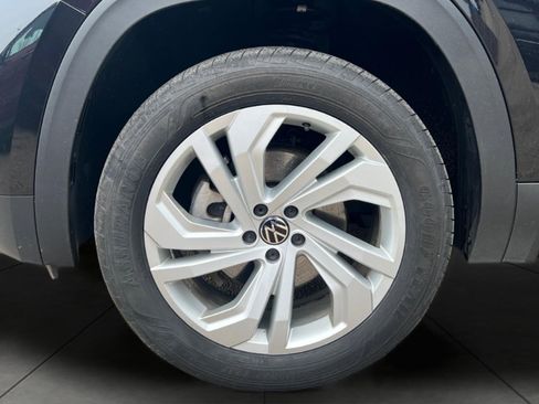 Used 2022 Volkswagen Atlas SE image 6