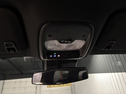 Used 2023 Chevrolet Colorado LT w/ LT Convenience Package image 15