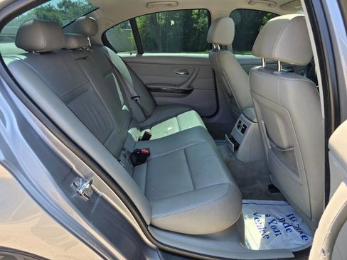 Used 2009 BMW 328i xDrive Sedan image 11