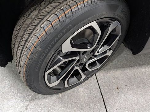 New 2026 Chevrolet Trax RS w/ Driver Confidence Package image 9