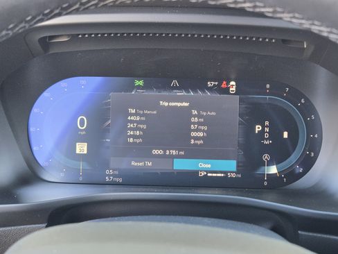 Certified 2025 Volvo XC40 B5 Core w/ Protection Package Premier image 23