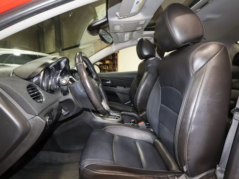 Used 2014 Chevrolet Cruze LT w/ RS Package image 14