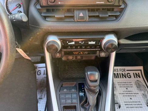 Used 2020 Toyota RAV4 LE w/ All Weather Liner Package image 18
