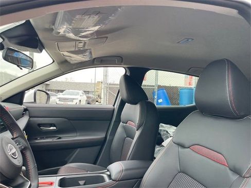 New 2025 Nissan Kicks SR w/ Illumination Package image 11