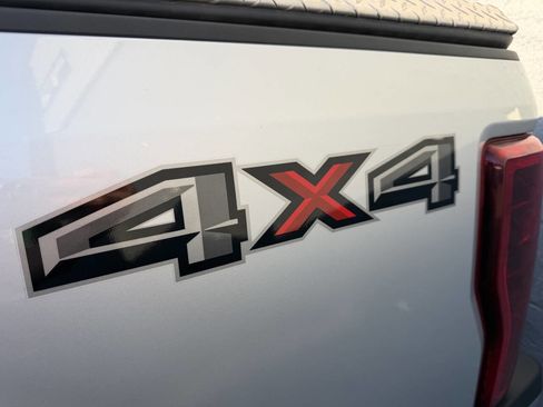 Used 2018 Ford F250 XL w/ Power Equipment Group AWD/4WD image 29