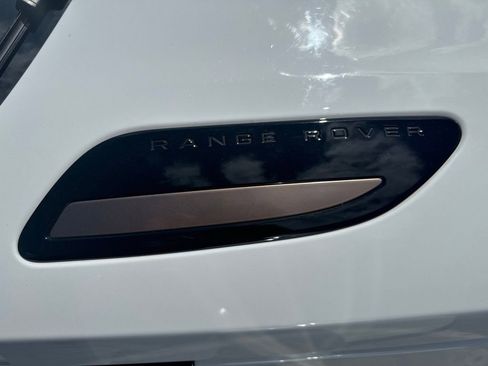 Used 2020 Land Rover Range Rover Velar R-Dynamic S AWD/4WD image 14