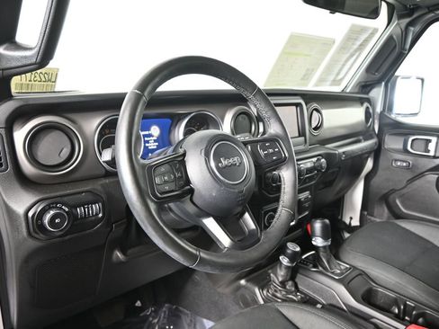 Used 2020 Jeep Wrangler Sport AWD/4WD image 21