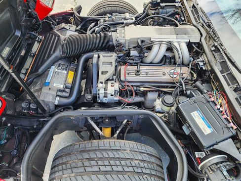 Used 1990 Chevrolet Corvette Convertible RWD image 28