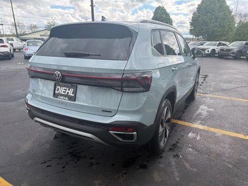 New 2026 Volkswagen Taos SE AWD/4WD image 6