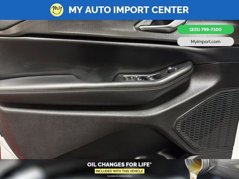 Used 2023 Jeep Grand Cherokee Altitude image 10