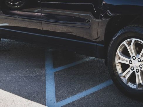 Used 2015 GMC Acadia SLT w/ Open Road Package AWD/4WD image 20