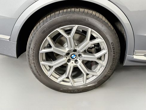 Used 2026 BMW X7 xDrive40i AWD/4WD image 33
