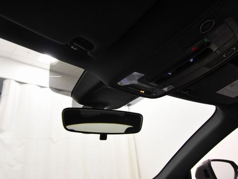 Used 2025 Audi Q3 2.0T Premium image 30