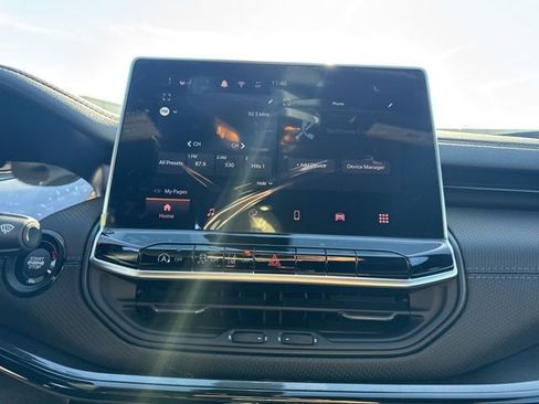 New 2026 Jeep Compass Latitude image 14