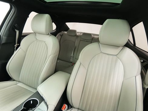 Used 2023 Genesis G70 2.0T w/ Sport Prestige Package AWD/4WD image 15