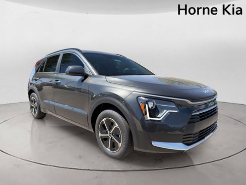 New 2026 Kia Niro LX FWD image 2