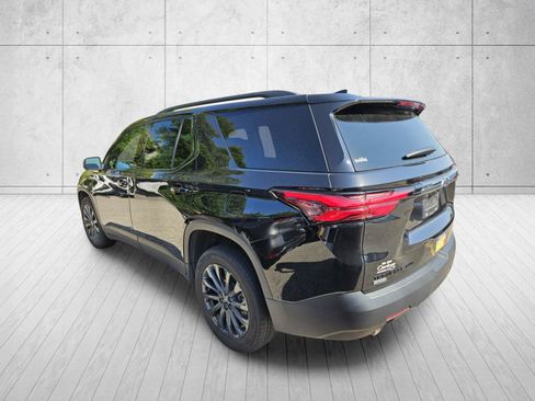 Used 2024 Chevrolet Traverse RS AWD/4WD image 10