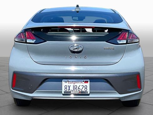 Used 2021 Hyundai Ioniq Limited FWD image 4