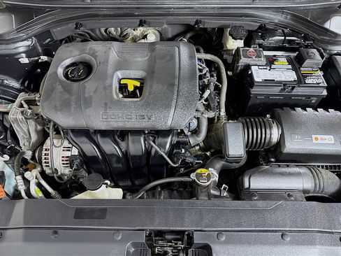 Used 2019 Hyundai Elantra SEL image 36