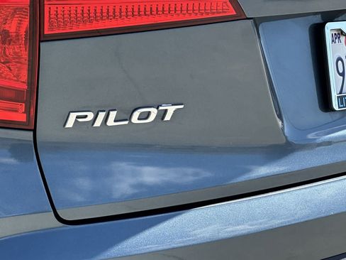 Used 2017 Honda Pilot EX image 30