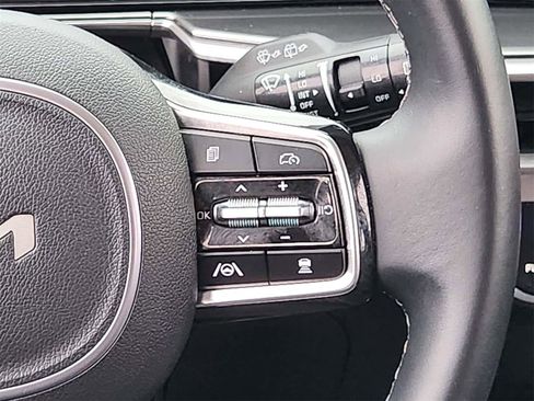 Used 2025 Kia Sorento S w/ Panoramic Sunroof Package image 37