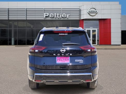 New 2026 Nissan Rogue Platinum w/ Tech Package image 4