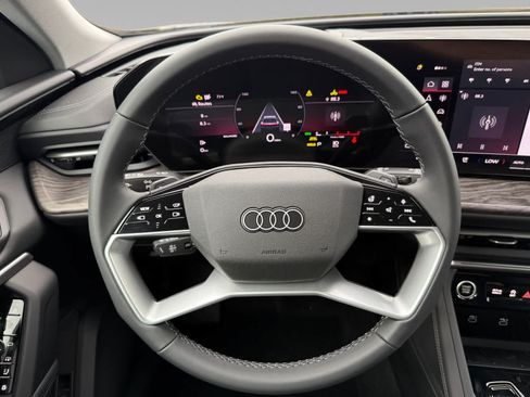 New 2025 Audi Q5 Premium AWD/4WD image 12