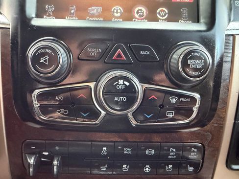 Used 2017 RAM 3500 Laramie Longhorn image 23