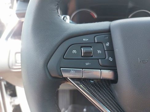 Used 2025 Cadillac XT6 Sport w/ LPO, Floor Liner Package image 20