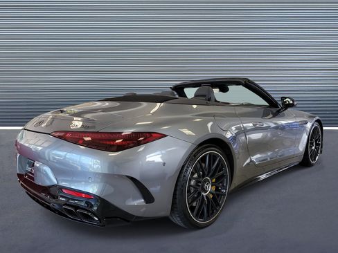 Used 2022 Mercedes-Benz SL 63 AMG 4MATIC image 3