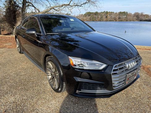 Used 2019 Audi A5 2.0T Premium Plus w/ Premium Plus image 2
