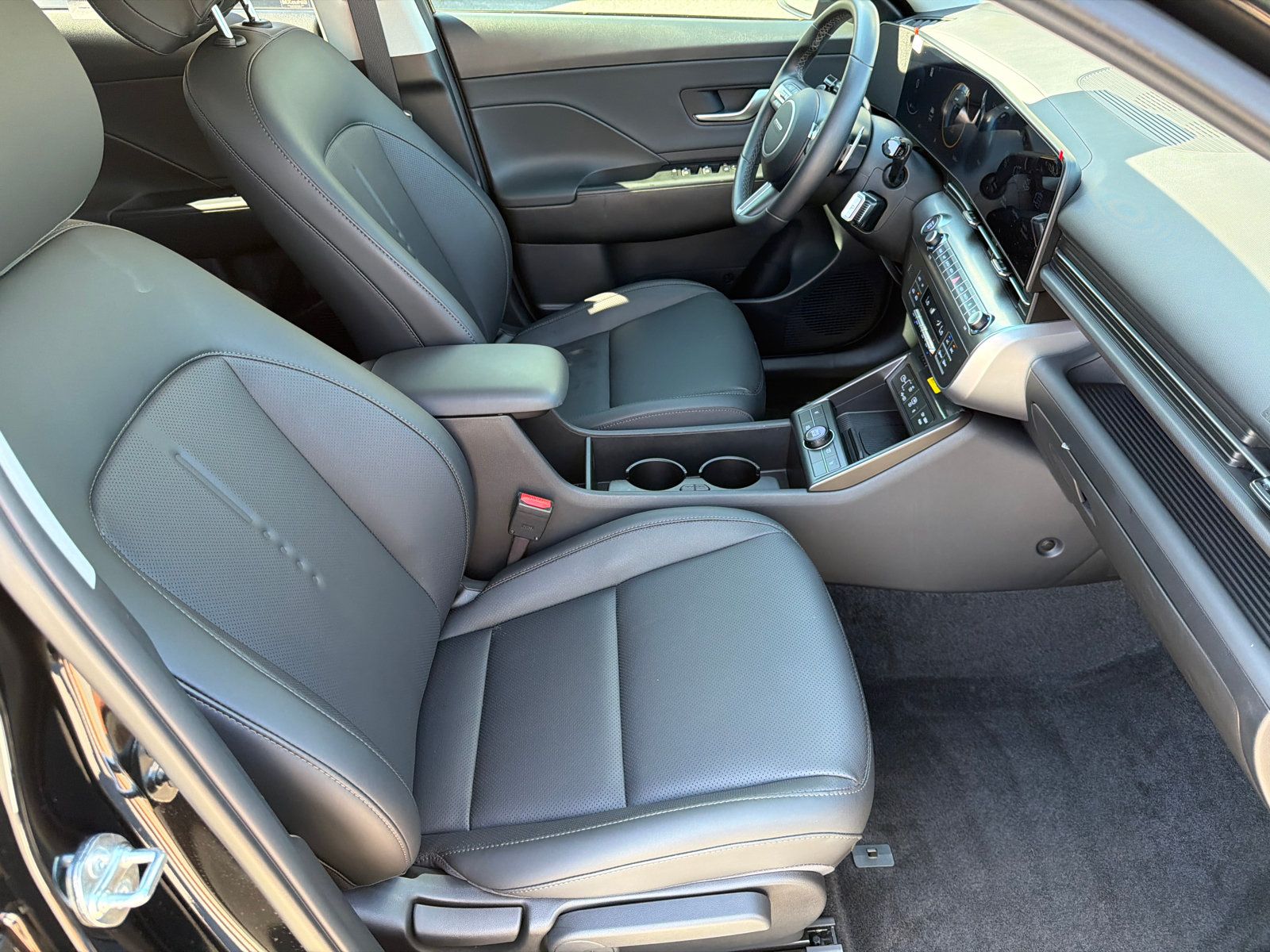 Certified 2026 Hyundai Kona SEL Premium FWD image 13
