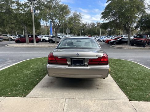 Used 2004 Mercury Grand Marquis LS image 4