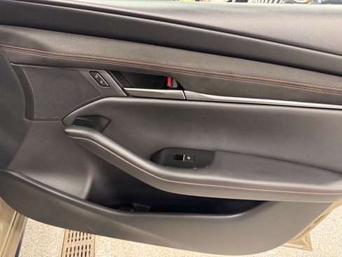 Used 2024 MAZDA MAZDA3 s image 28