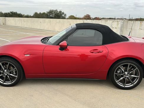 Used 2016 MAZDA MX-5 Miata Grand Touring image 12