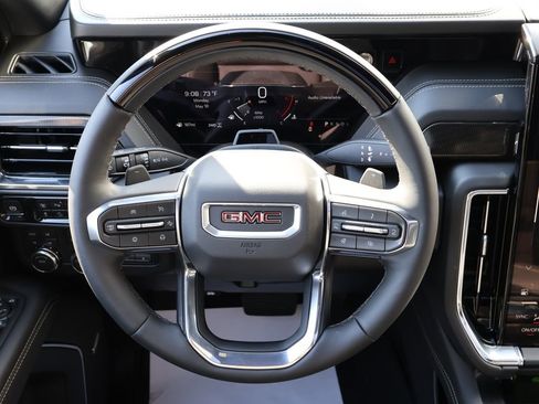 New 2026 GMC Yukon Elevation w/ Elevation Premium Package AWD/4WD image 16